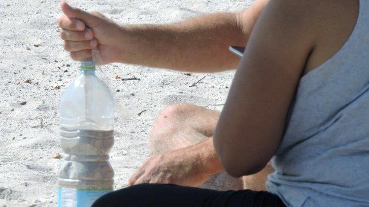 A Olbia e a Dorgali turisti rubano 17 chili di sabbia