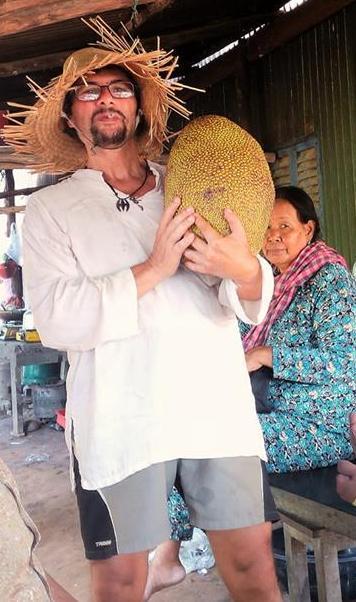 Conclusa la trilogia firmata Tenani L’autore ferrarese andato in Cambogia 