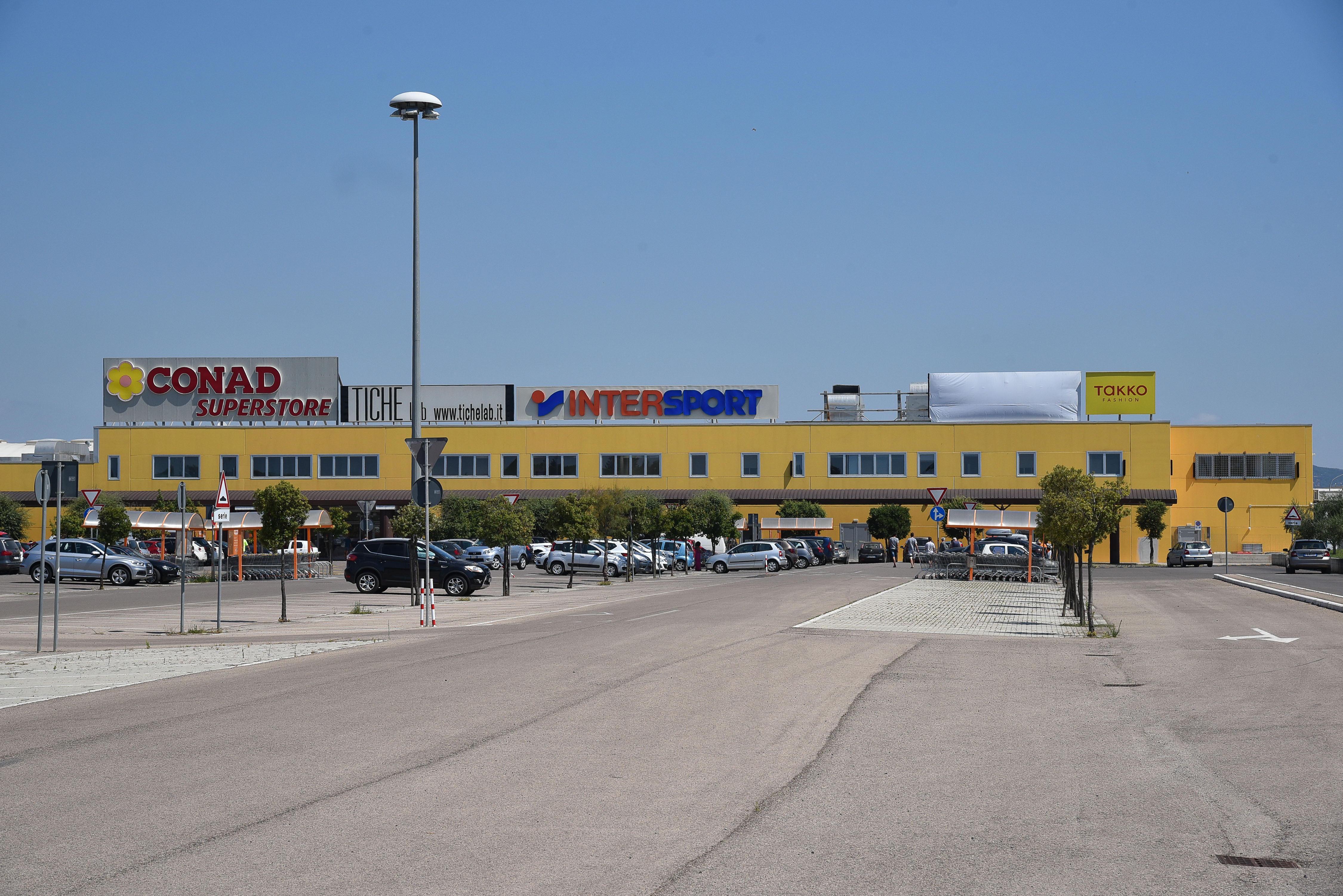 Il parcheggio in cui è avvenuta la truffa