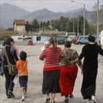 Diciassette rom accettano i soldi e vanno via 