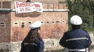 Musica fino all’alba, un coro di proteste