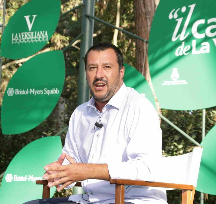 Salvini dopo i funerali a Genova verrà al Caffè della Versiliana 