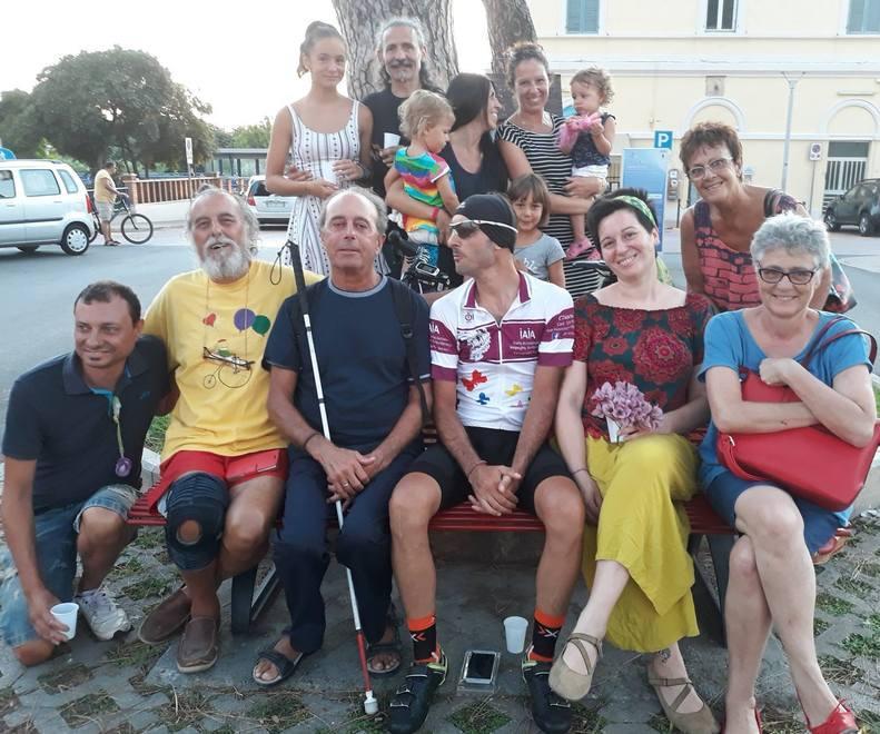 300 chilometri in bici per dire basta al femminicidio 