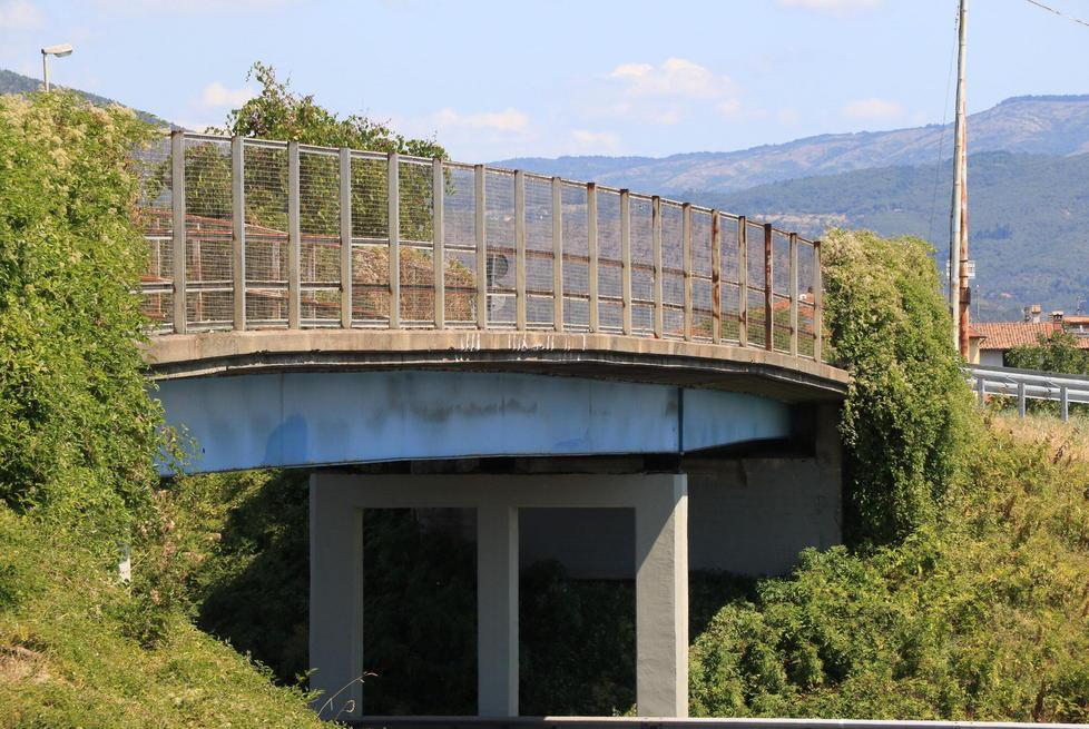 A11, lavori sul ponte Rebus competenze Comune-Autostrade 