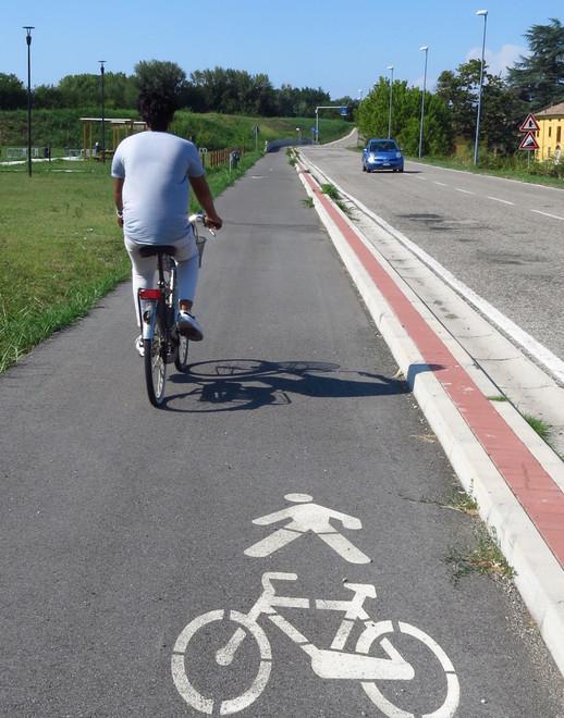 Amici delle biciclette Piste per 20 chilometri e interventi in cantiere 