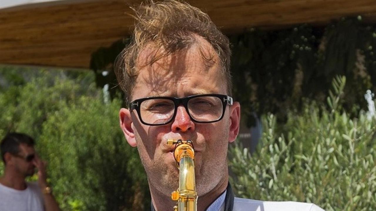 Festa a tema al Nikki Beach di Porto Cervo