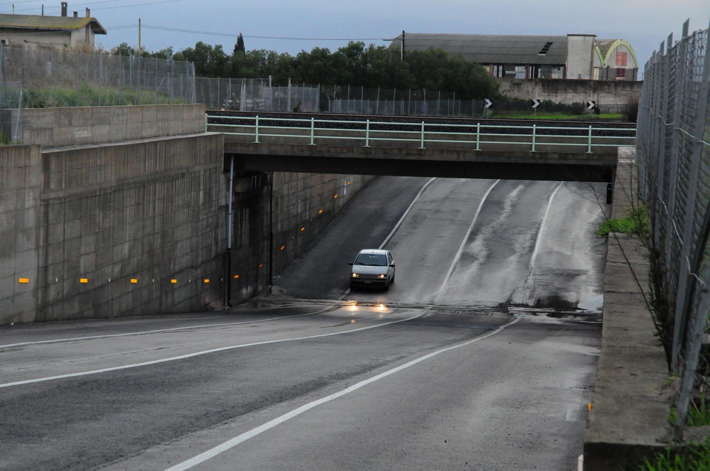 Il sottopassaggio di Terralba è stato chiuso al traffico