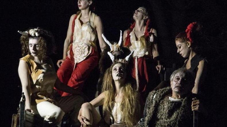 Il teatro nei boschi Coltano si trasforma in un palcoscenico