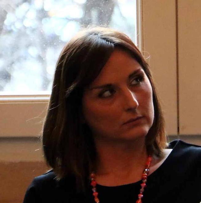 Furto e apprensione in casa dei genitori della scrittrice Verdini 