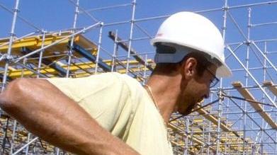 Edilizia e impiantistica i settori più segnati dal fenomeno del lavoro abusivo