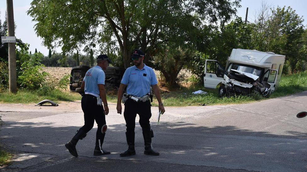 Sangue sulla via del mare, muore a 64 anni