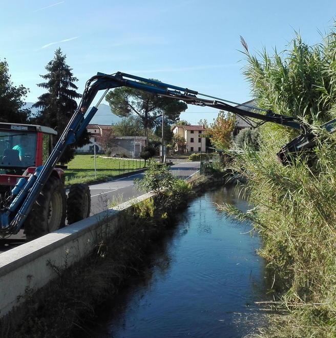 Consorzio di bonifica «Sono in corso gli sfalci sui fossi e i canali»