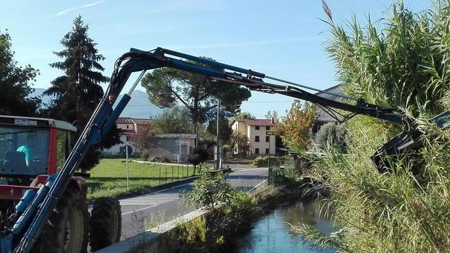 Consorzio di bonifica «Sono in corso gli sfalci sui fossi e i canali»