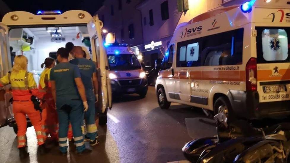 Auto contro scooter: in quattro all’ospedale