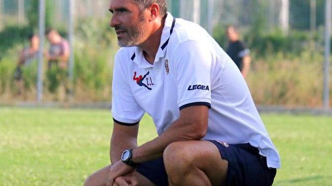 «Cari livornesi, lagniamoci un po’ meno C’è da combattere insieme per la salvezza»