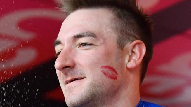 Viviani non si ferma più: volata da dominatore alla Classica di Amburgo
