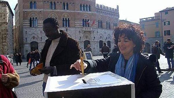 Torna lo spettro del centro clandestini