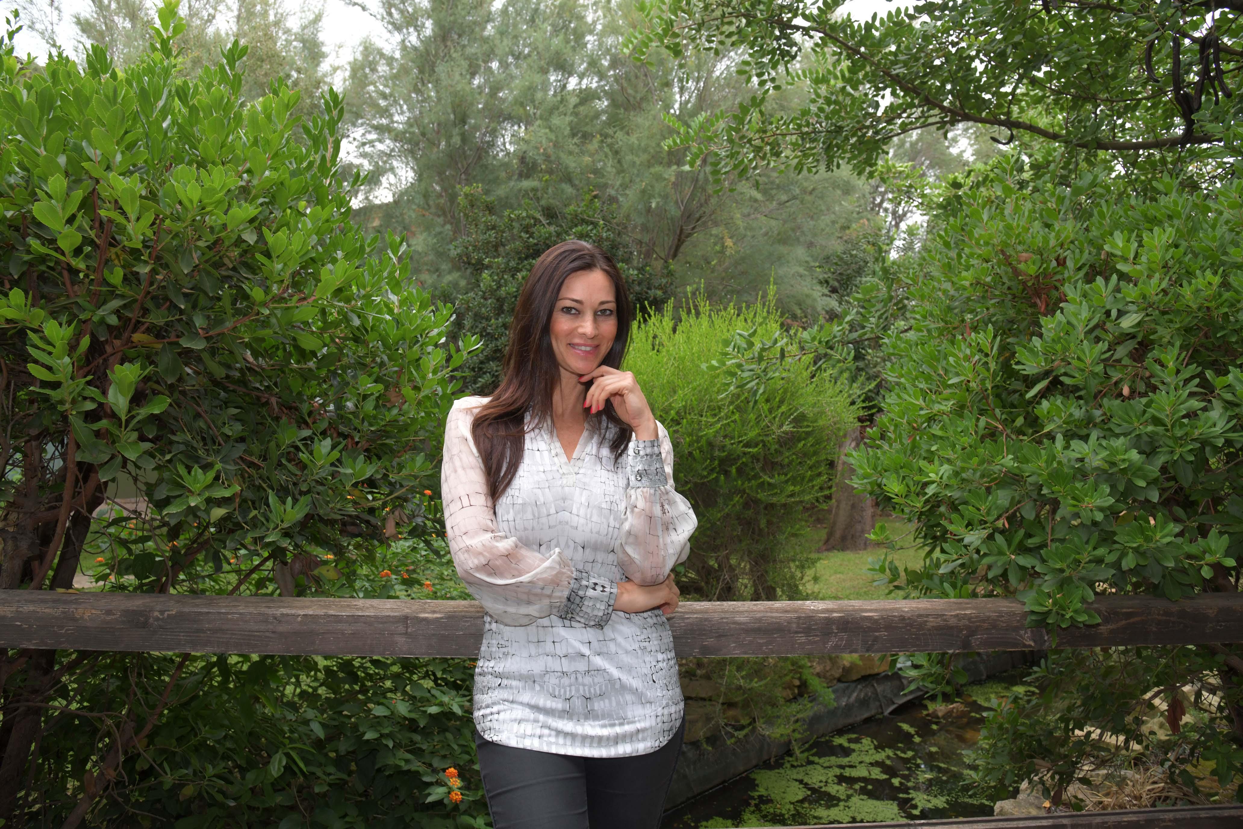 Manuela Arcuri al Geovillage di Olbia