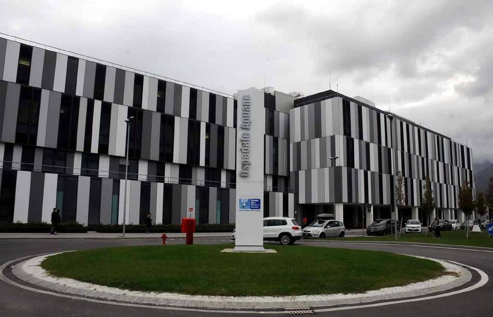 Bimba lacerata, l’Asl si difende: «Nessun danno dalla visita» 
