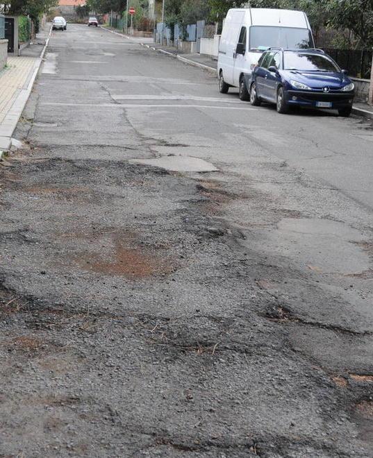 Strade e marciapiedi da rifare con il mutuo da 350mila euro 