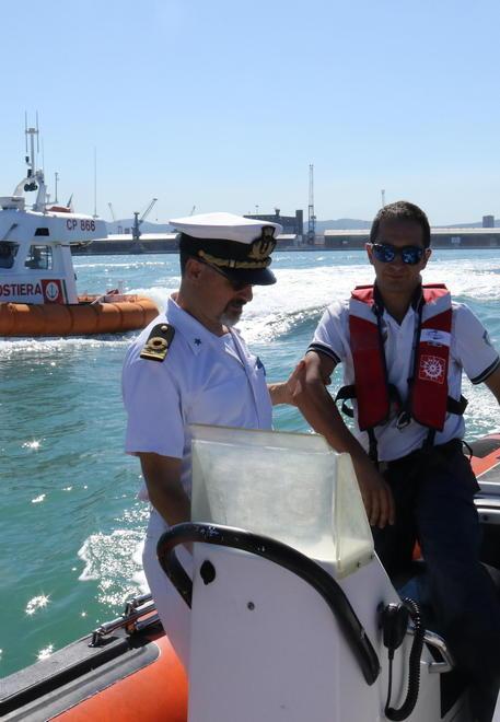 Raffica di multe ai diportisti alle “Secche della Meloria” 
