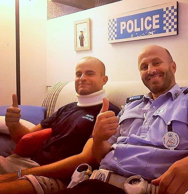 Migliorano i due agenti travolti da auto pirata