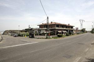 Finisce contro un muro col go-kart e muore