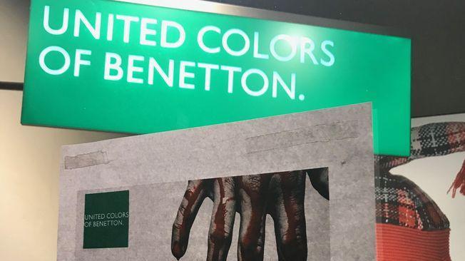 Blitz FN a negozi Benetton di Genova