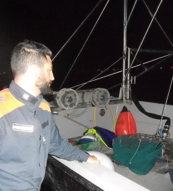 Rubano le vongole di notte, sequestrati 200 chilogrammi 
