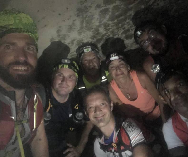 Correre nella notte per passione e sfida 50 chilometri percorsi fino all’alba 