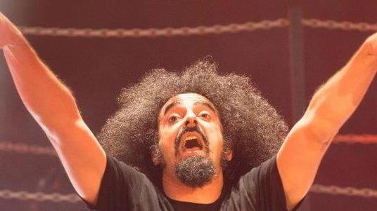 Si va verso il tutto esaurito per il concerto di Caparezza