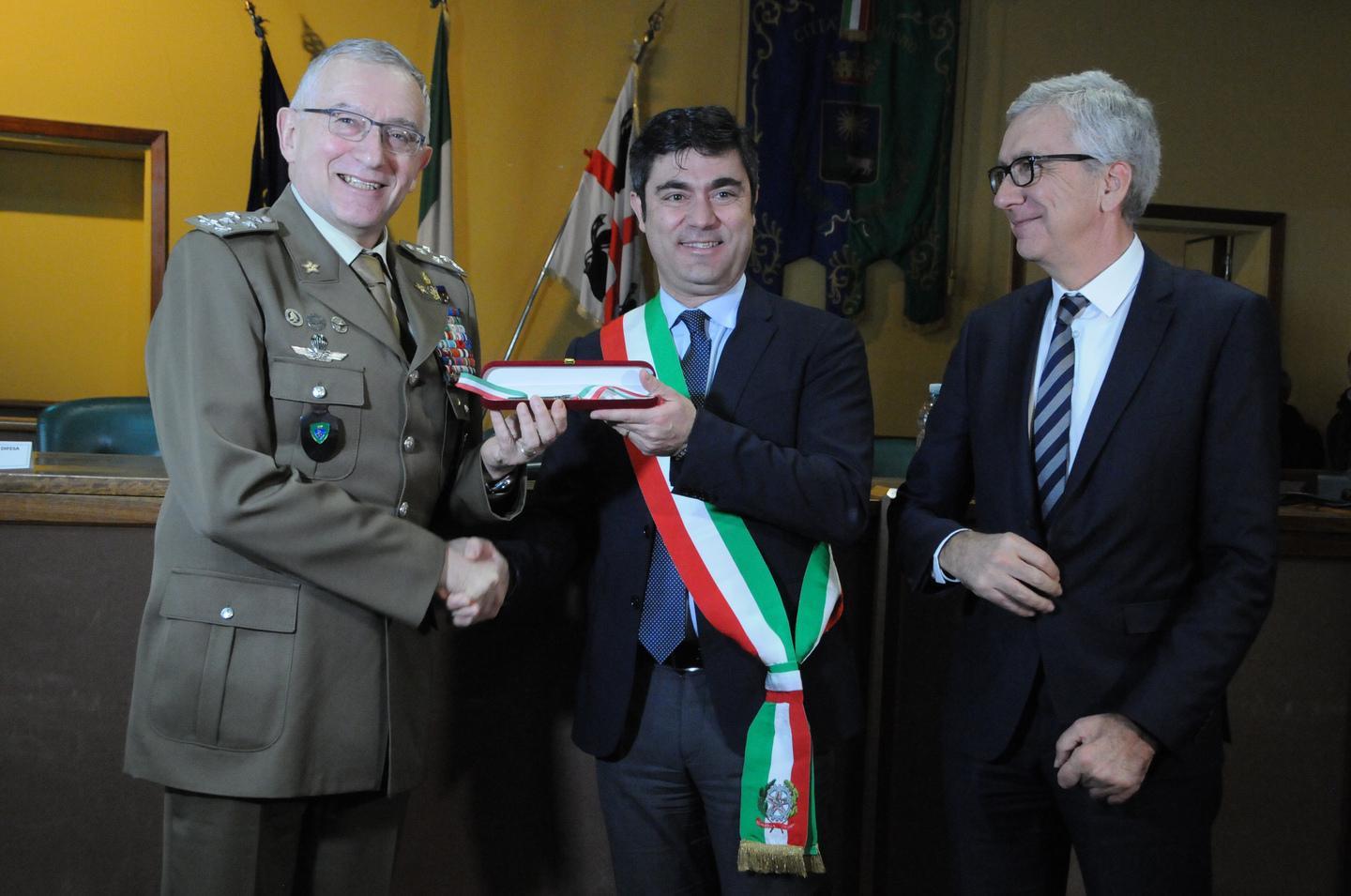 Pratosardo, cerimonia per l’apertura della caserma 