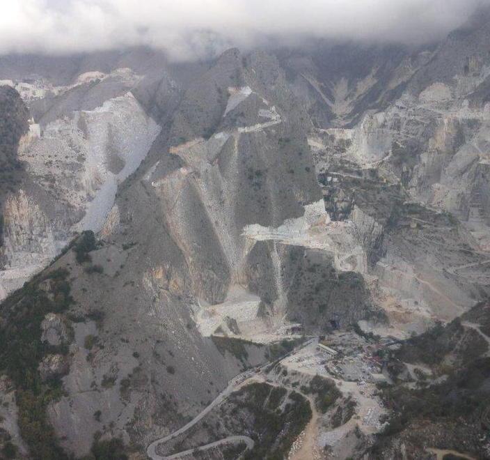 Cava Romana, la prof Leverotti insiste: strani quei confini 
