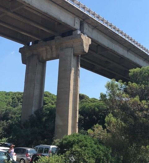 Preoccupano i ferri a vista sulla Variante al Fortullino