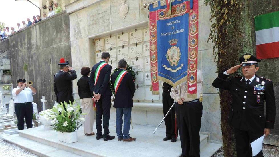 La memoria degli eccidi, pergamene a due testimoni