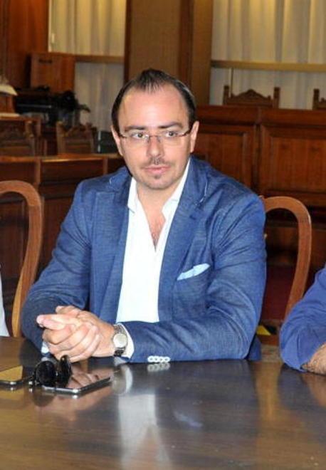 Avvertimento a Enrico Rossi