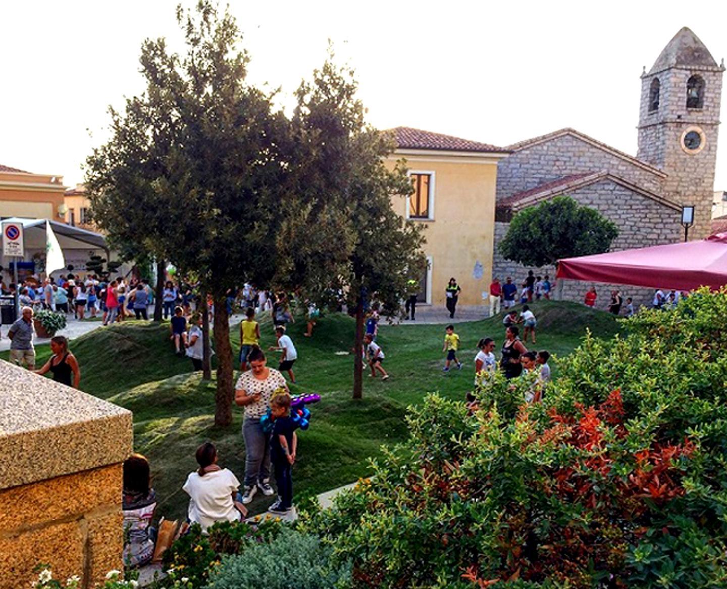 Estate in fiore, Arzachena diventa un giardino 