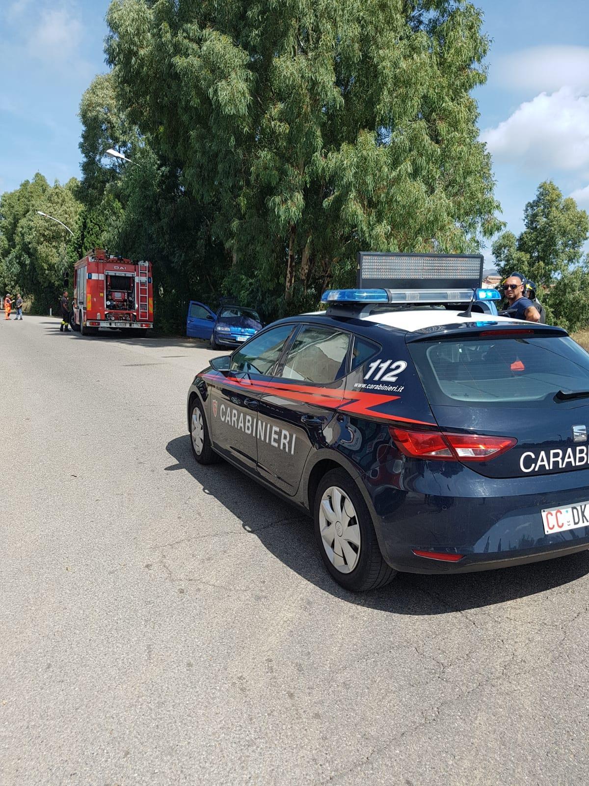 Scontro fra due auto: 54enne muore sul colpo, illesi il figlio e l'altro conducente