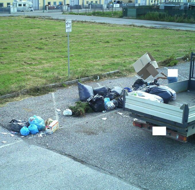 Rifiuti, ecco le “telecamere trappola” 