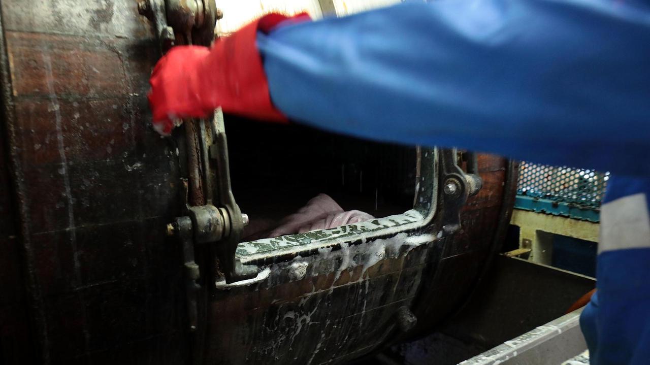 Una lavorazione in tintoria