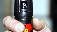 Pistole, spray, dissuasori elettriciC'è il boom della difesa fai-da-te