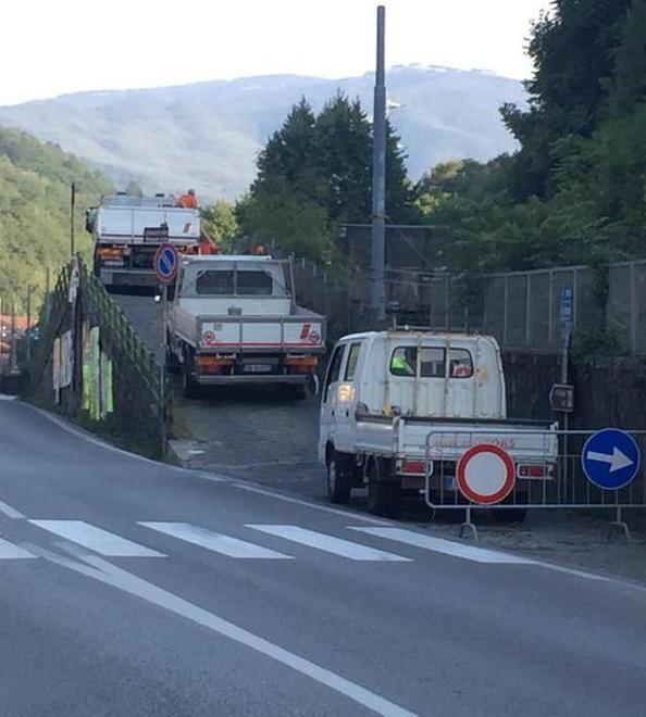 «Frazioni isolate con la chiusura del ponte dei Cappuccini» 