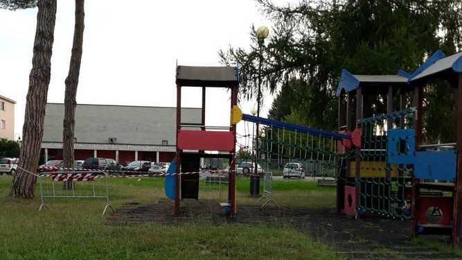Il parco giochi all’Africa in stato di abbandono