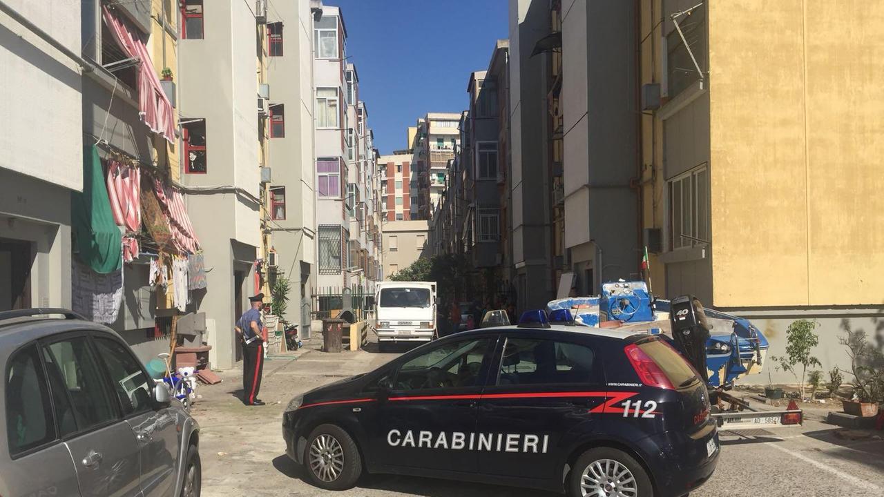 Aggredì il titolare di un negozio di bici: identificato un 18enne