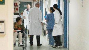 <strong>CONTROLLI IN CORSIA </strong>e negli uffici dell’Azienda sanitaria per verificare eventuali fenomeni di assenze illecite dal posto di lavoro