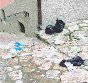 Rifiuti abbandonati