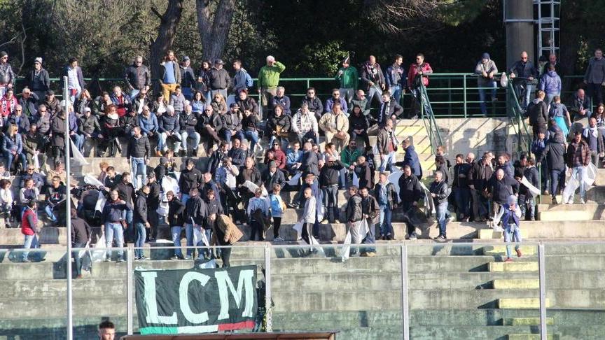 Scontri tra ultrà Arrivano i Daspo per cinque tifosi