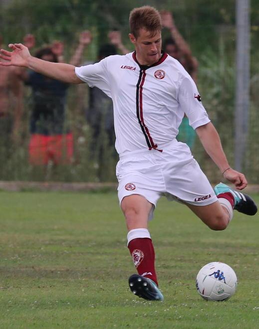 Livorno, debutto con sorpresa A Pescara rivoluzione in difesa 