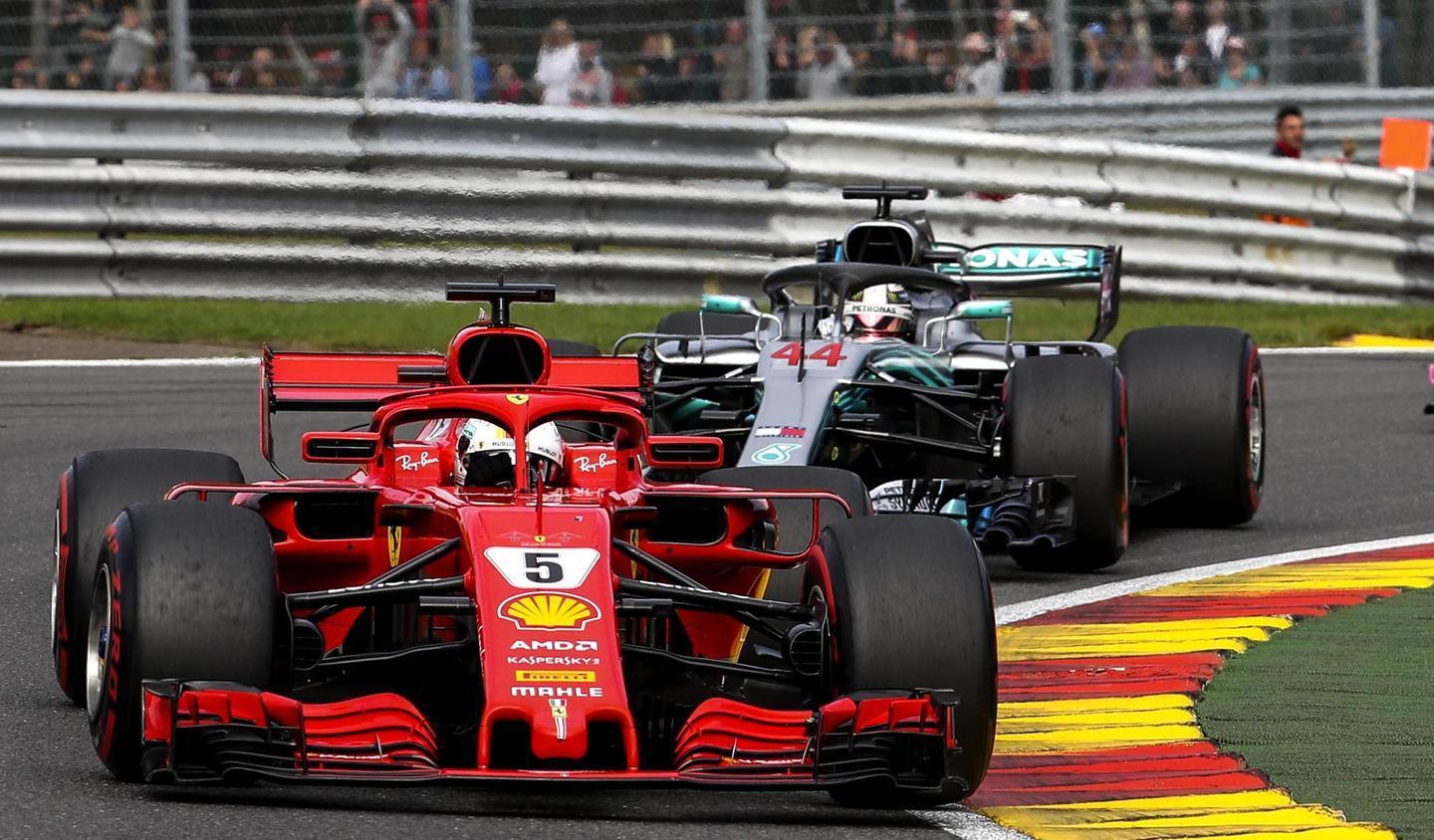 Monza si tinge di rosso la Ferrari sogna il sorpasso 