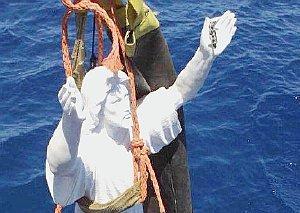 La statua che raffigura il Cristo degli abissi